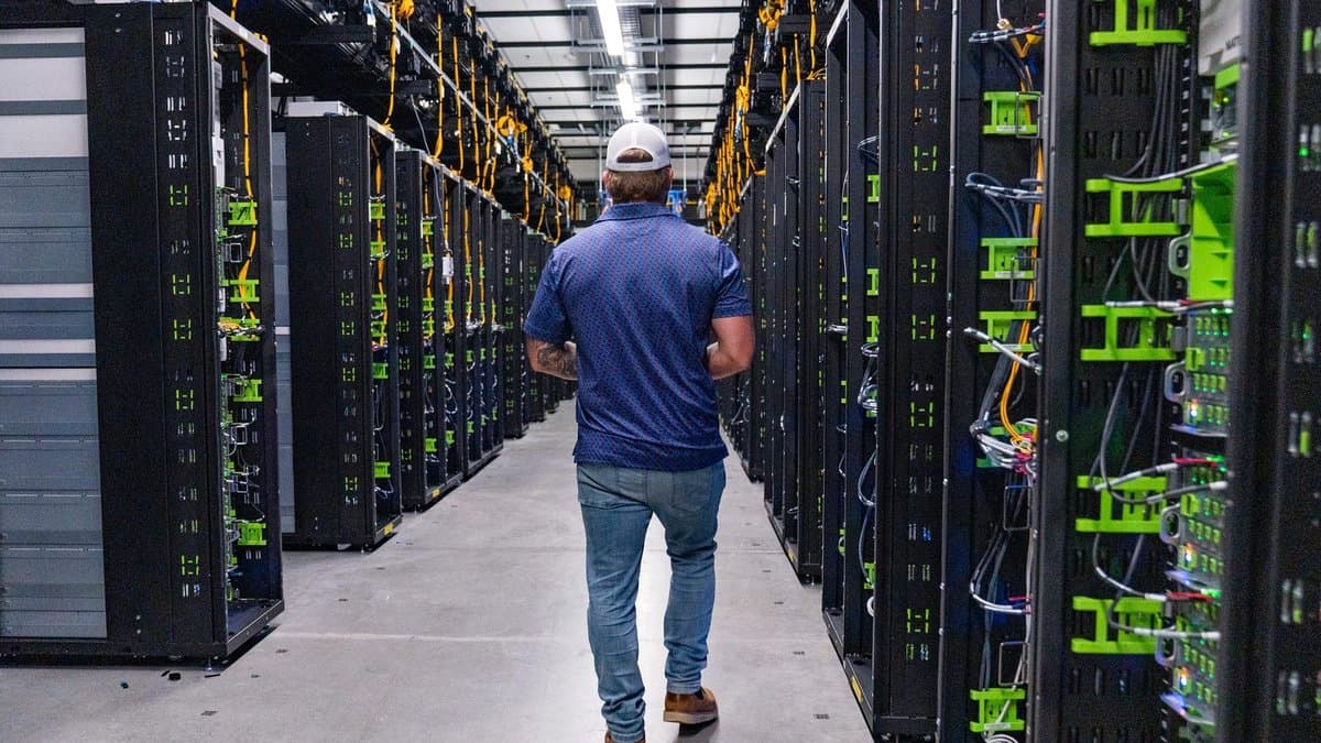Tech Job Market 2026: What Rising AI Hiring Means for Agencies